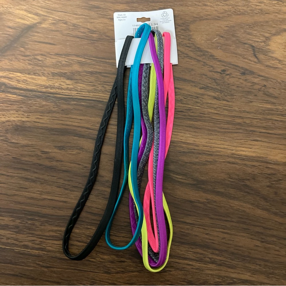 $1 NWT Set of 6 Slip Free Headbands